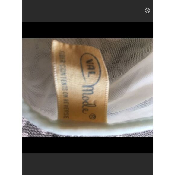 Vintage Val Mode Lingerie - Picture 11 of 12